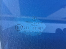Load image into Gallery viewer, 86-95 Mercedes Benz W124 door glass, Front Right, OEM
