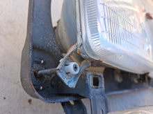 Load image into Gallery viewer, 86-91 Volkswagen Vanagon Pair Of OEM Headlights