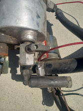 Load image into Gallery viewer, Mercedes Benz W123 W126 vegetable oil conversion kit