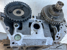 Load image into Gallery viewer, Mercedes Benz M104 engine cylinder head 1040161601