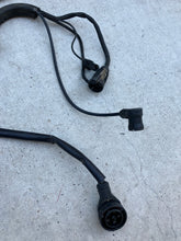 Load image into Gallery viewer, 93-95 Mercedes Benz S500 injector wiring harness 0005454881