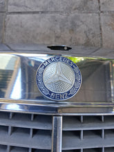 Load image into Gallery viewer, 79-91 Mercedes Benz W126 OEM grille mint 1268880423
