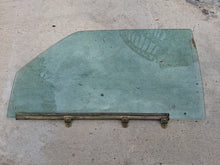 Load image into Gallery viewer, 76-85 Mercedes Benz C123 Front Left Door Window Glass 1237202318