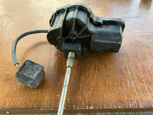 Load image into Gallery viewer, 85-93 Mercedes Benz W124 Headlight wiper
