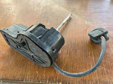 Load image into Gallery viewer, 85-93 Mercedes Benz W124 Headlight wiper

