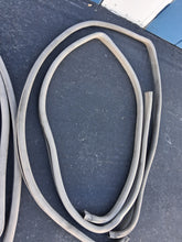 Load image into Gallery viewer, 91-99 Mercedes Benz W140 Door Weather Strip Complete Set
