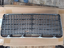 Load image into Gallery viewer, 93-95 Mercedes Benz W124 OEM grille mint 1248880323

