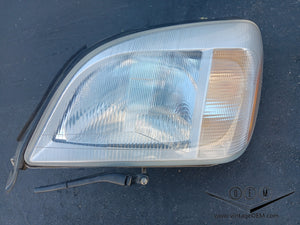 93-97 Mercedes Benz C140 OEM headlight left Bosch 1408208361