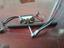 Load image into Gallery viewer, 91-99 Mercedes Benz W140 headlight viper motors, pair. Tested OK
