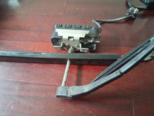 Load image into Gallery viewer, 91-99 Mercedes Benz W140 headlight viper motors, pair. Tested OK
