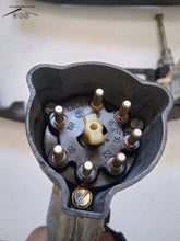 Load image into Gallery viewer, 85-83 Mercedes Benz W124 ignition lock barrel + door/trunk locks w/key
