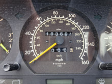 Load image into Gallery viewer, 86-93 Mercedes Benz W124  instrument cluster 193k tested OK
