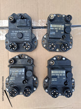Load image into Gallery viewer, 88-93 Mercedes Benz EZL Ignition Module 008 545 9532 W201 W124
