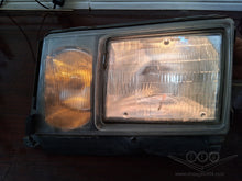 Load image into Gallery viewer, 86-93 Mercedes Benz W124 OEM headlight, LEFT
