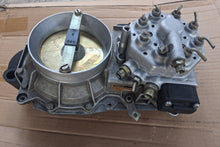 Load image into Gallery viewer, Mercedes Benz M116/117 engine Fuel Distributor/AFM/EHA BOSCH 0438121037 W126
