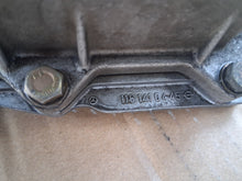 Load image into Gallery viewer, Mercedes Benz M116/117 engine Fuel Distributor/AFM/EHA BOSCH 0438121037 W126
