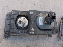 Load image into Gallery viewer, 86-91 Volkswagen Vanagon Pair Of OEM Headlights
