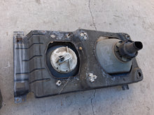 Load image into Gallery viewer, 86-91 Volkswagen Vanagon Pair Of OEM Headlights
