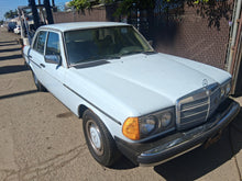 Load image into Gallery viewer, 1979 Mercedes Benz 240D 4 speed part out

