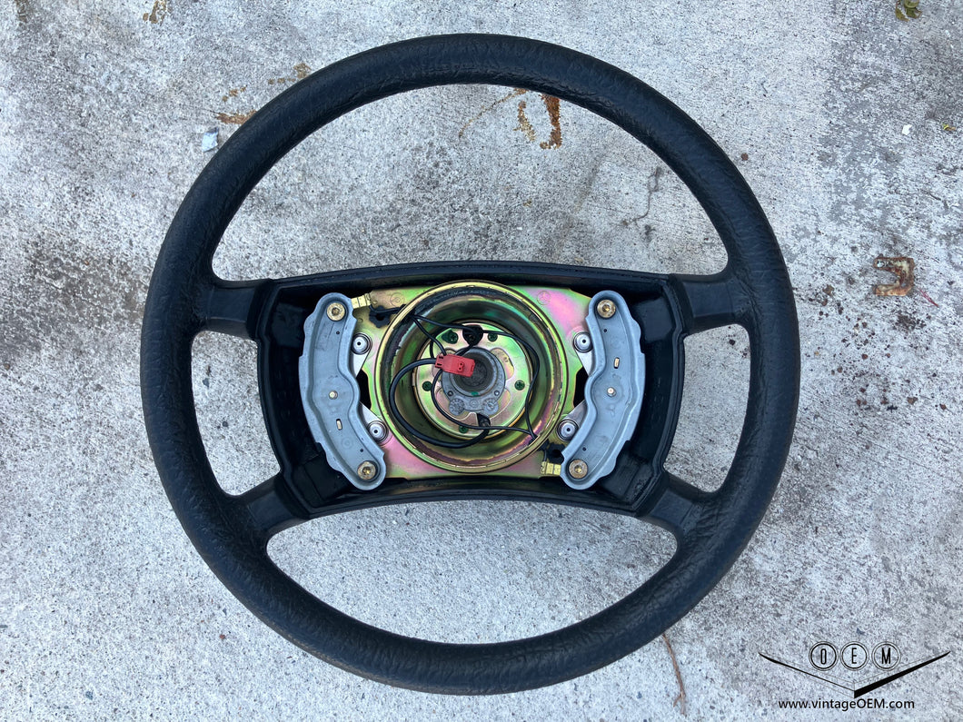Mercedes Benz W201/124 OEM steering wheel mint