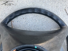 Load image into Gallery viewer, Mercedes Benz W201/124 OEM steering wheel mint
