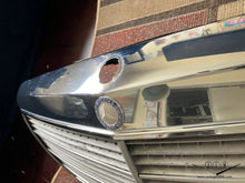 Load image into Gallery viewer, 79-91 Mercedes Benz W126 OEM grille mint 1268880423

