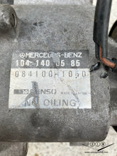 Load image into Gallery viewer, Mercedes Benz W126 R107 secondary air smog pump 1041400585
