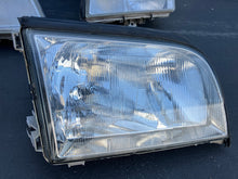 Load image into Gallery viewer, 96-99 Mercedes Benz W140 OEM headlight RIGHT S320 S420 S500 S600 mint
