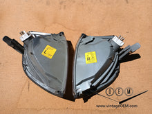 Load image into Gallery viewer, 96-99 Mercedes Benz W140 BOSCH turn signals, pair
