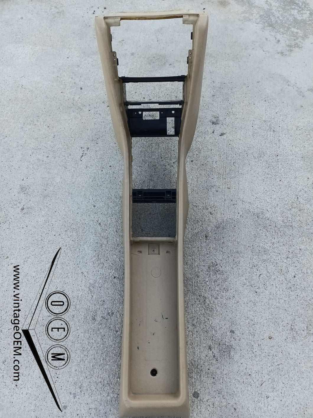 86-95 Mercedes W124 center console, beige 1246800850