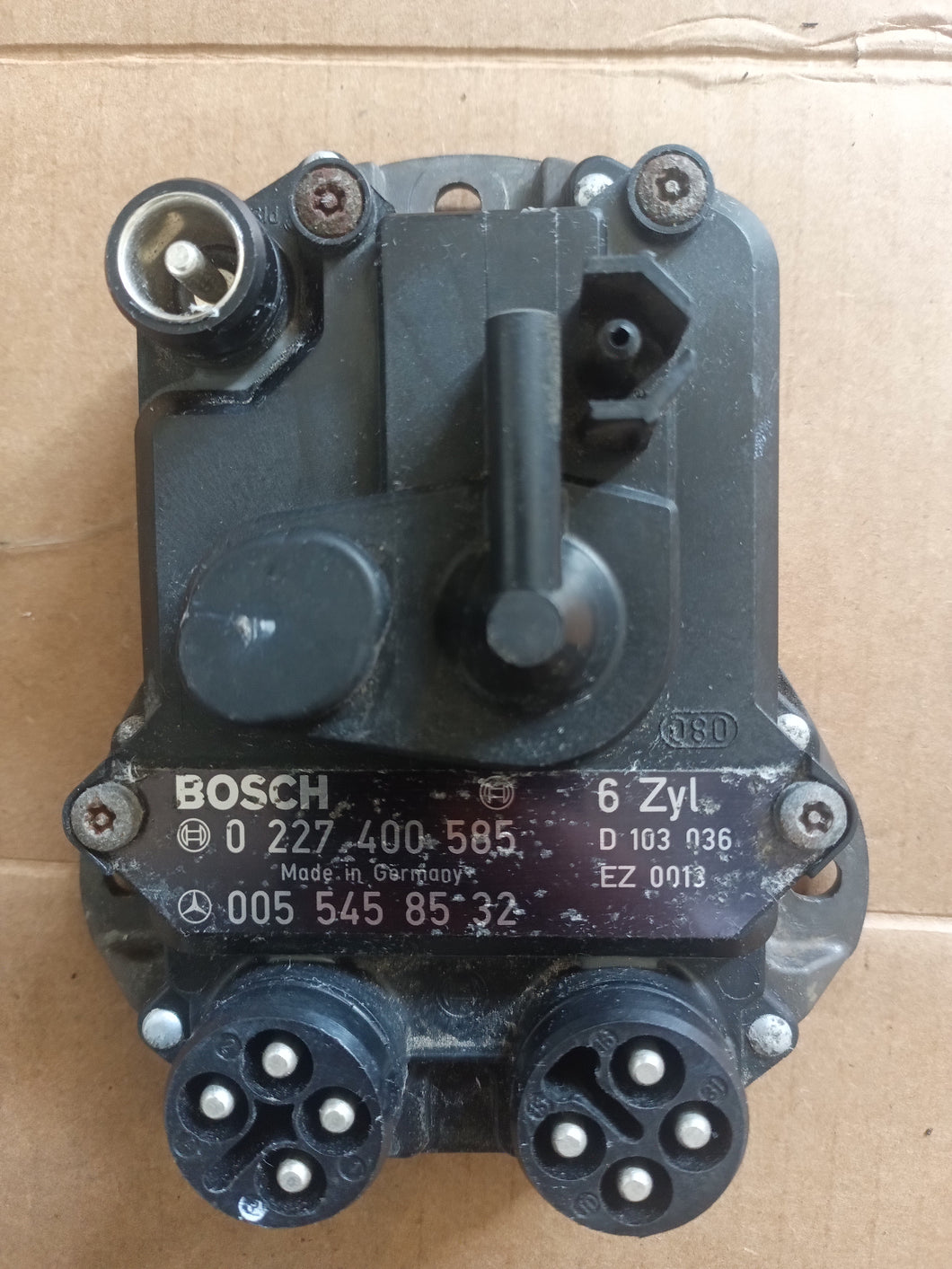 Mercedes Benz  W201/124/126 ignition control module 0055458532 6 cyl models