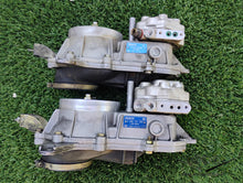 Load image into Gallery viewer, Mercedes Benz M103 engine Fuel Distributors/AFM/ BOSCH 0438121033 W123 W116 W126
