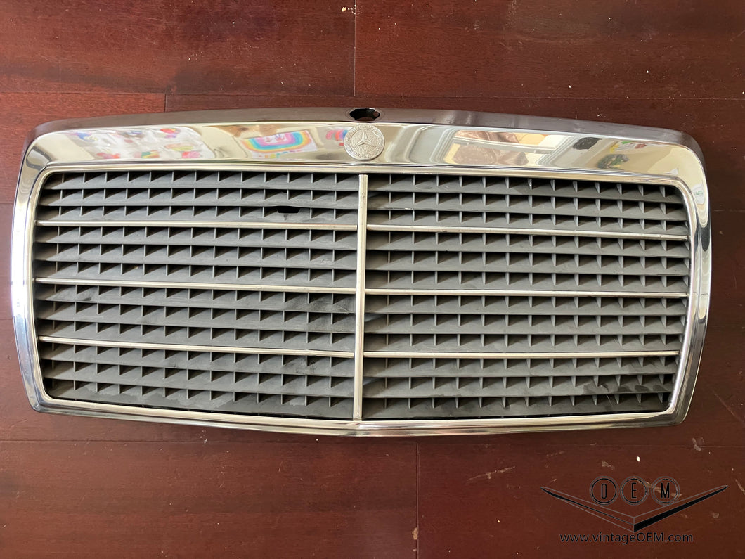 85-93 Mercedes Benz W124 grille OEM #1248880223