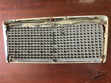 Load image into Gallery viewer, 85-93 Mercedes Benz W124 grille OEM #1248880223
