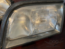Load image into Gallery viewer, 96-99 Mercedes Benz W140 S-class pair of OEM Bosch headlights
