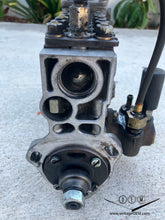 Load image into Gallery viewer, Mercedes Benz OM617 engine High Pressure Diesel Injection Pump 6170703501
