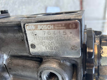 Load image into Gallery viewer, Mercedes Benz OM617 engine High Pressure Diesel Injection Pump 6170703501

