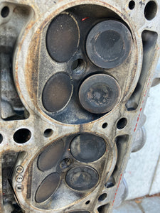 Mercedes Benz M104 engine cylinder head 1040161601