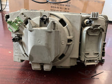 Load image into Gallery viewer, 86-93 Mercedes Benz W124 OEM headlight, LEFT
