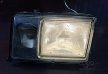 Load image into Gallery viewer, 86-93 Mercedes Benz W124 OEM headlight, LEFT
