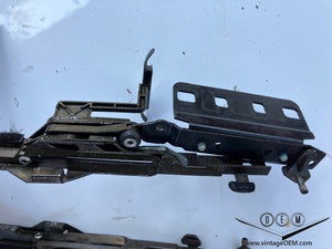 Mercedes W124/201 Sunroof Angle  Brackets, pair 1247820511