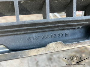 85-93 Mercedes Benz W124 grille OEM #1248880223