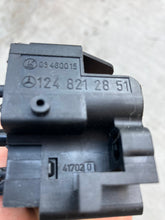 Load image into Gallery viewer, 86-95 Mercedes Benz W124 passenger side seat control switch 1248212851
