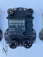Load image into Gallery viewer, Mercedes Benz  W201/126/124 ignition control modules
