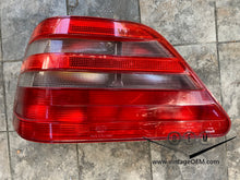 Load image into Gallery viewer, 93-98 Mercedes Benz C140 S-class OEM taillight, LEFT
