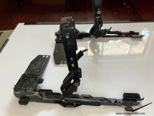 Load image into Gallery viewer, Mercedes W124/201 Sunroof Angle  Brackets, pair 1247820511
