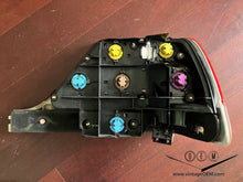 Load image into Gallery viewer, 96-00 Mercedes Benz W140 S-class OEM taillight, RIGHT
