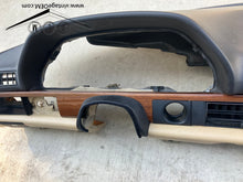Load image into Gallery viewer, 79-91 Mercedes Benz W126 dashboard black/beige, mint
