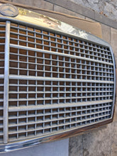 Load image into Gallery viewer, 72-80 Mercedes Benz W116 Grille OEM 1168880023
