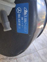 Load image into Gallery viewer, Mercedes Benz W126 brake booster, slave cylinder and reservoir

